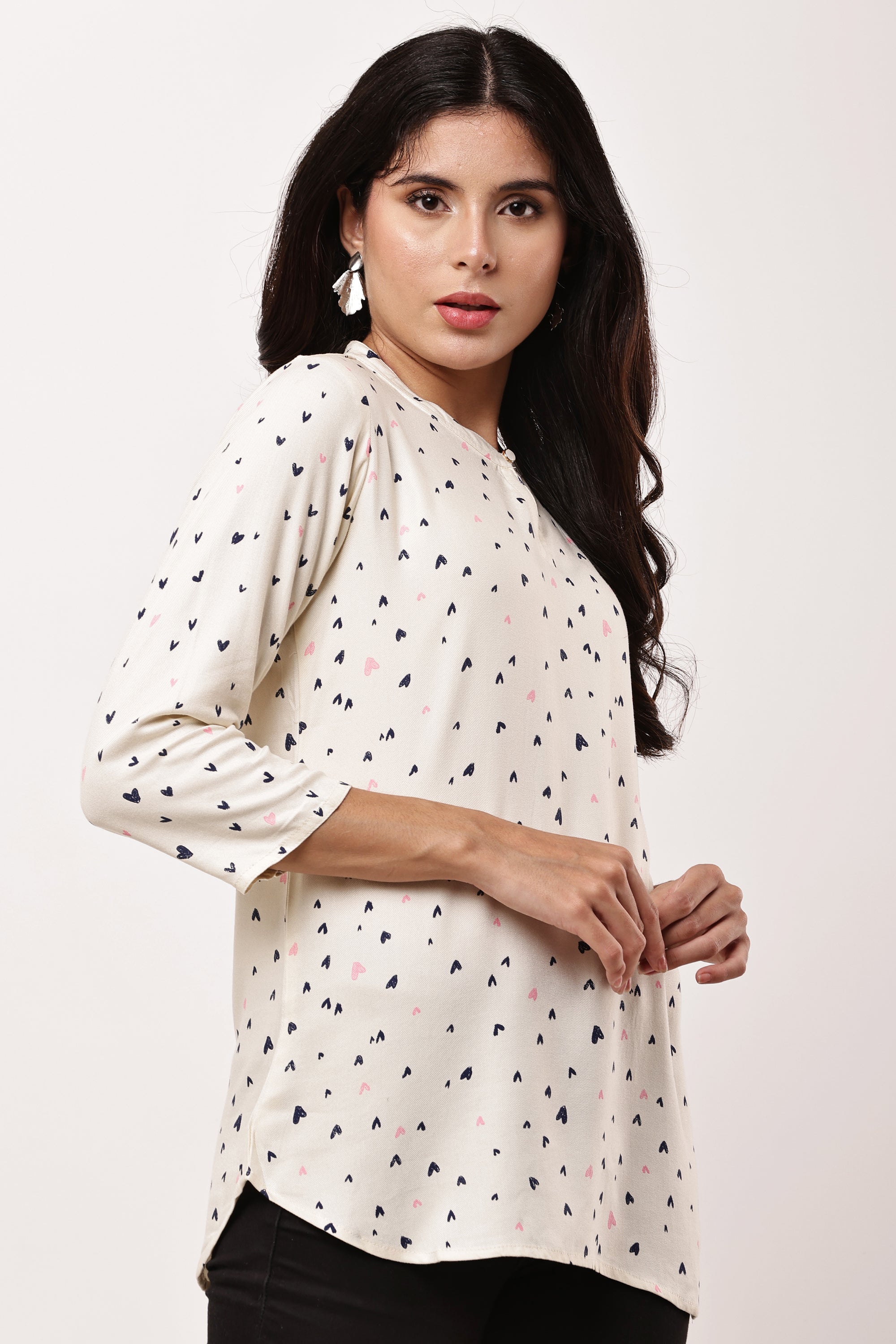 Elegant Hearts Kurti